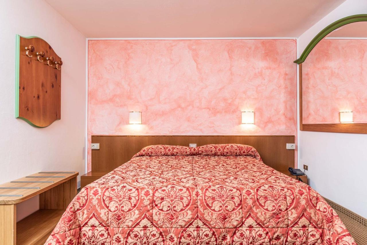 Hotel Italo Madonna Εξωτερικό φωτογραφία